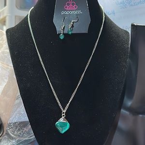 Paparazzi green moonstone necklace with matching earrings